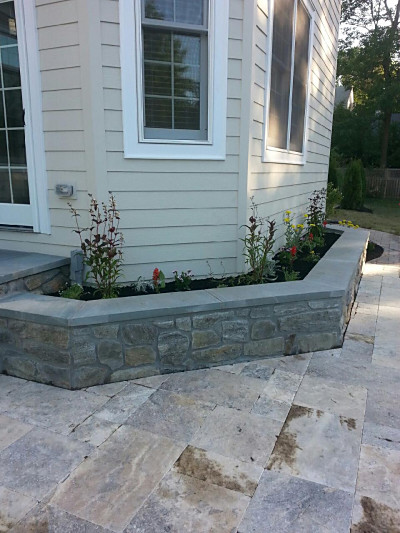 Raysco - Walkway and Wall