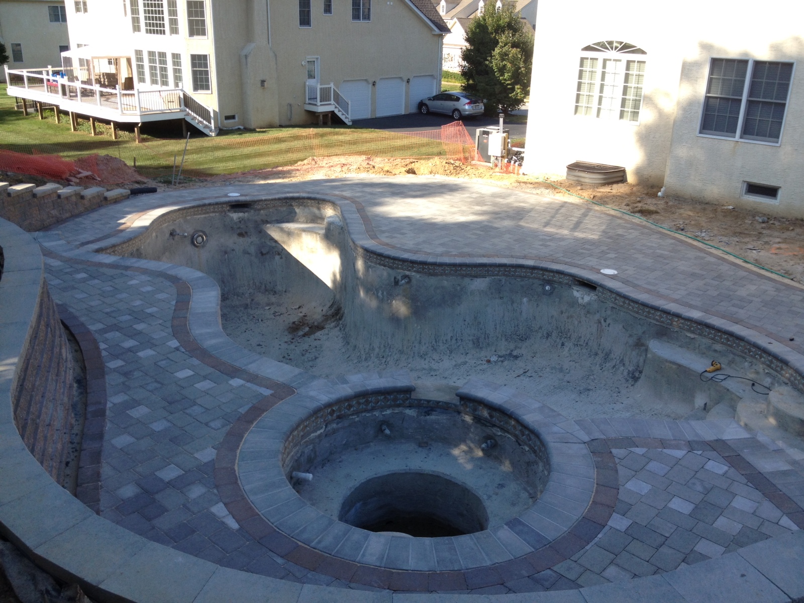 Raysco - Pool Deck and Spa